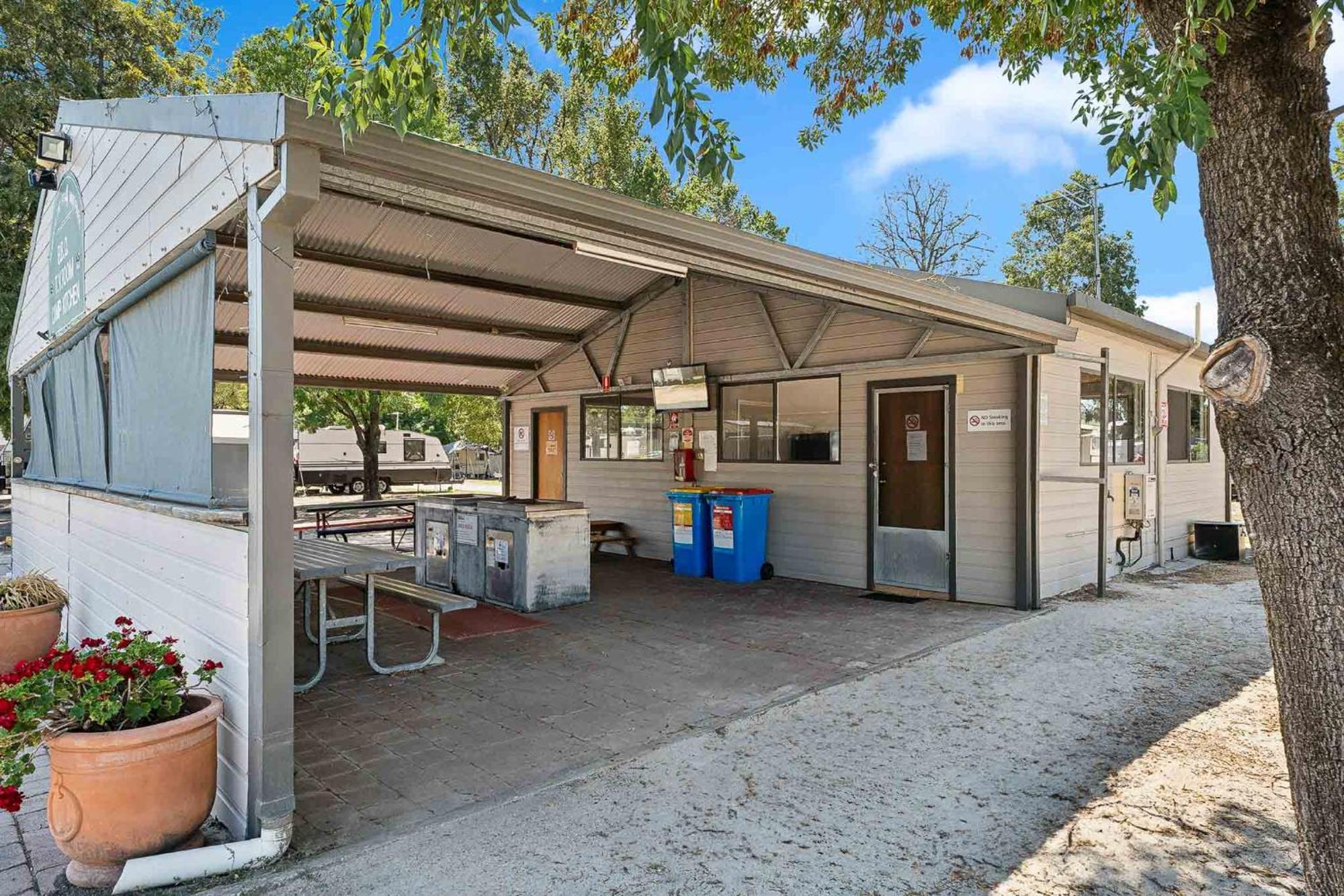 Borderland Wodonga Holiday Park Kültér fotó